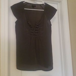 Banana Republic small grey Flowy Top Ruffles EUC